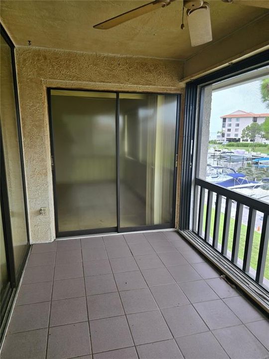 For Sale: $249,990 (2 beds, 2 baths, 1065 Square Feet)