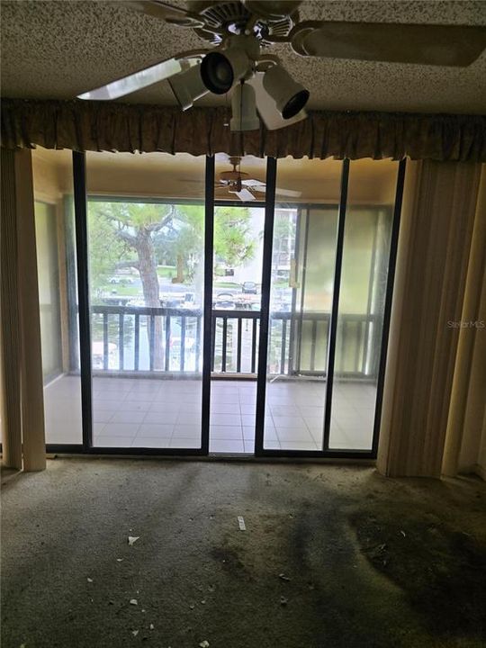For Sale: $249,990 (2 beds, 2 baths, 1065 Square Feet)