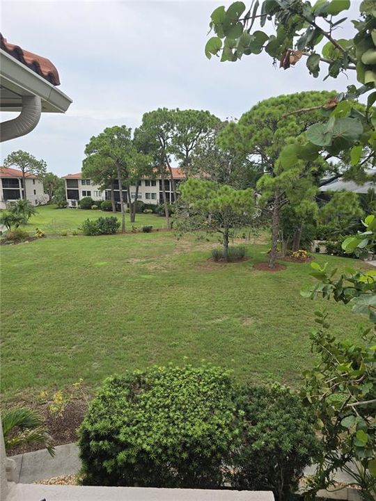 For Sale: $249,990 (2 beds, 2 baths, 1065 Square Feet)