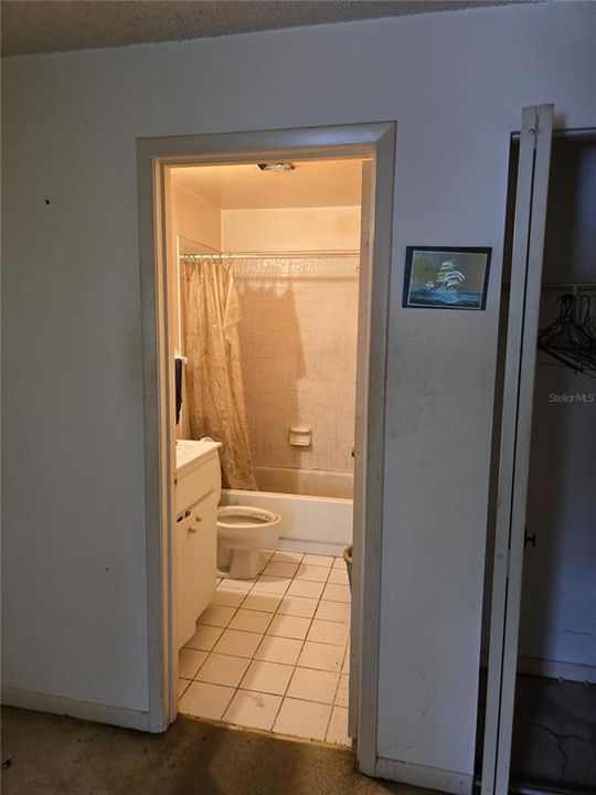 For Sale: $249,990 (2 beds, 2 baths, 1065 Square Feet)