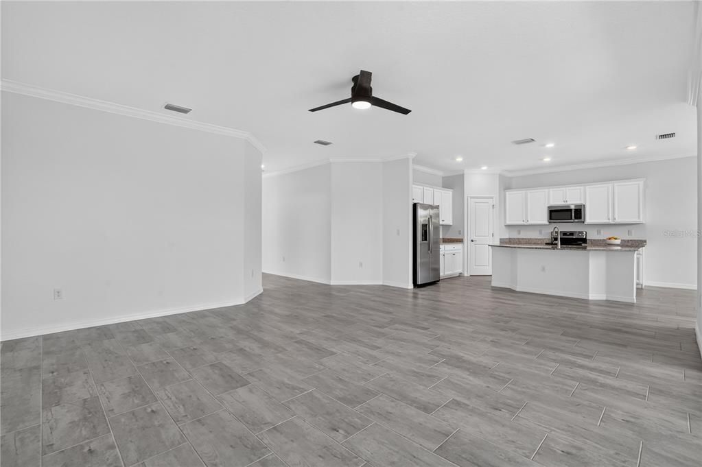 Active With Contract: $435,000 (2 beds, 2 baths, 1907 Square Feet)