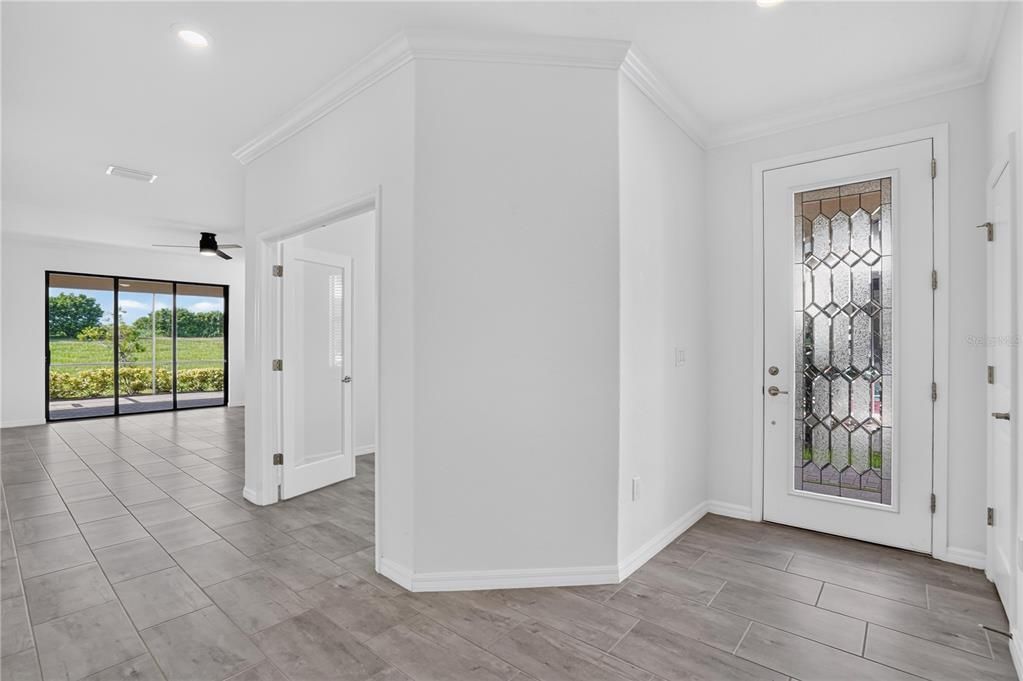 Active With Contract: $435,000 (2 beds, 2 baths, 1907 Square Feet)