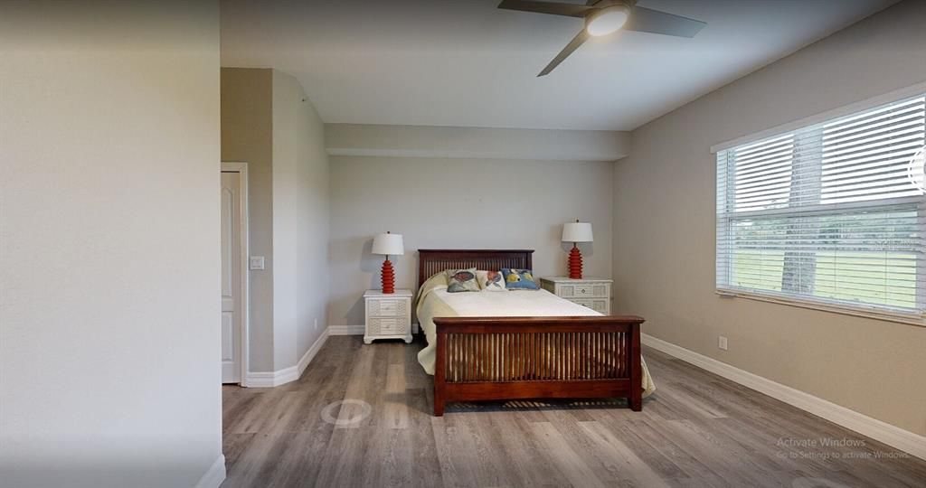 For Sale: $349,000 (3 beds, 2 baths, 1917 Square Feet)