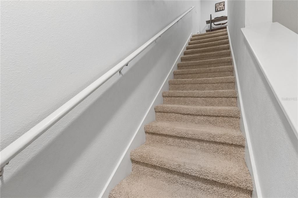 На продажу: $239,900 (3 спален, 2 ванн, 1707 Квадратных фут)