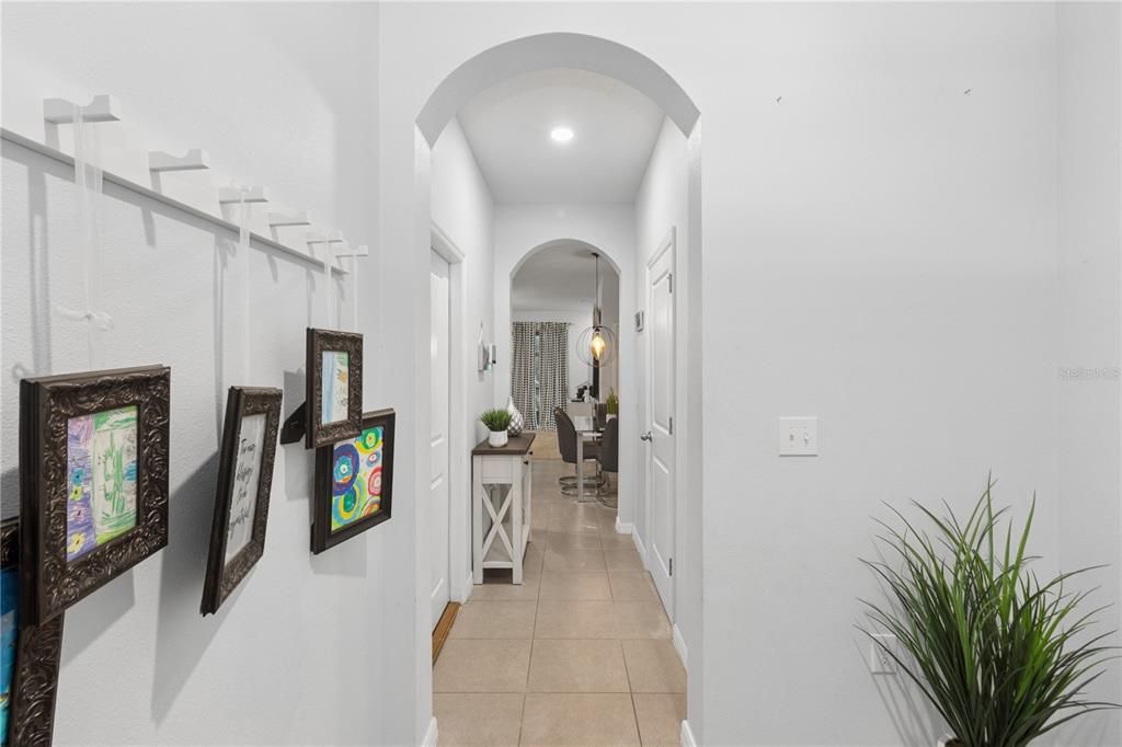 На продажу: $239,900 (3 спален, 2 ванн, 1707 Квадратных фут)