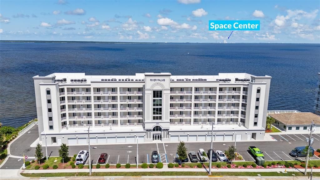 For Sale: $439,000 (2 beds, 2 baths, 1350 Square Feet)