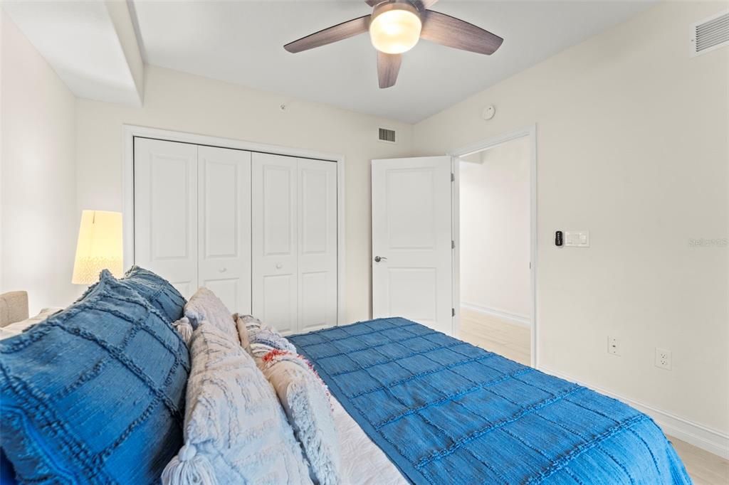 For Sale: $439,000 (2 beds, 2 baths, 1350 Square Feet)