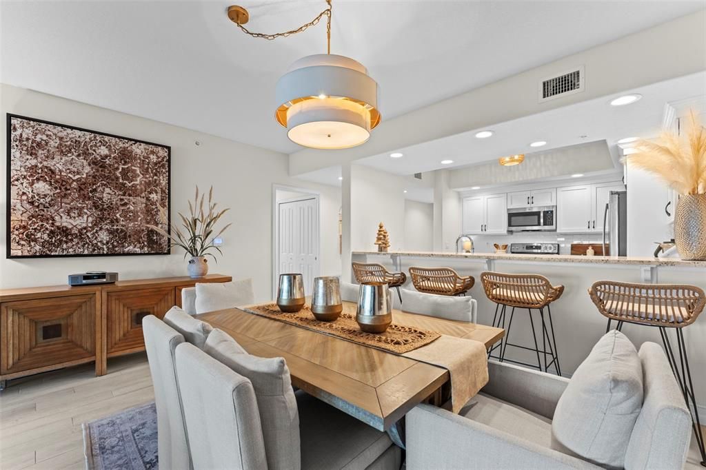 For Sale: $439,000 (2 beds, 2 baths, 1350 Square Feet)
