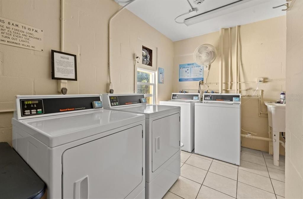 For Rent: $2,200 (2 beds, 2 baths, 1005 Square Feet)