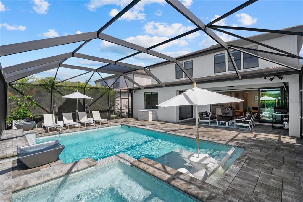 For Sale: $949,000 (5 beds, 4 baths, 3641 Square Feet)