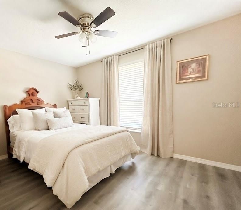 For Sale: $349,000 (3 beds, 2 baths, 1457 Square Feet)