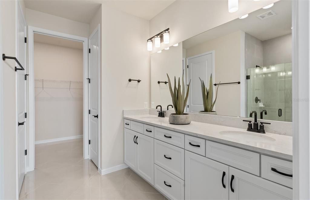 For Sale: $411,010 (2 beds, 2 baths, 1579 Square Feet)
