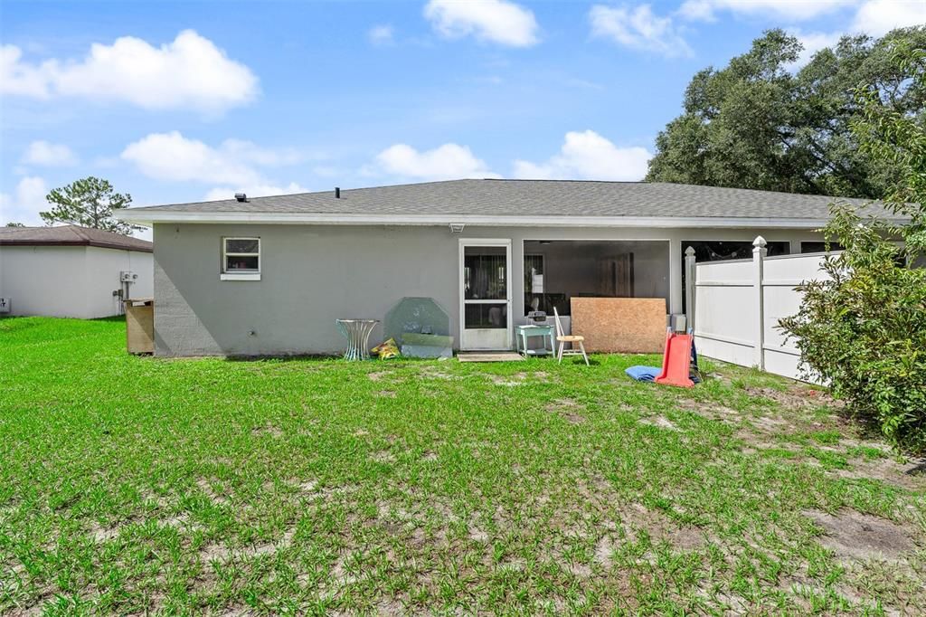 For Sale: $420,000 (4 beds, 0 baths, 2086 Square Feet)