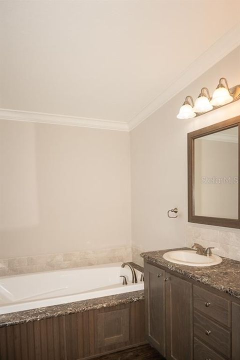 For Sale: $239,000 (3 beds, 2 baths, 1512 Square Feet)