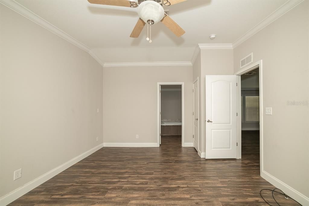 For Sale: $239,000 (3 beds, 2 baths, 1512 Square Feet)