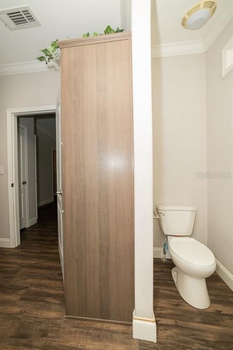 For Sale: $239,000 (3 beds, 2 baths, 1512 Square Feet)