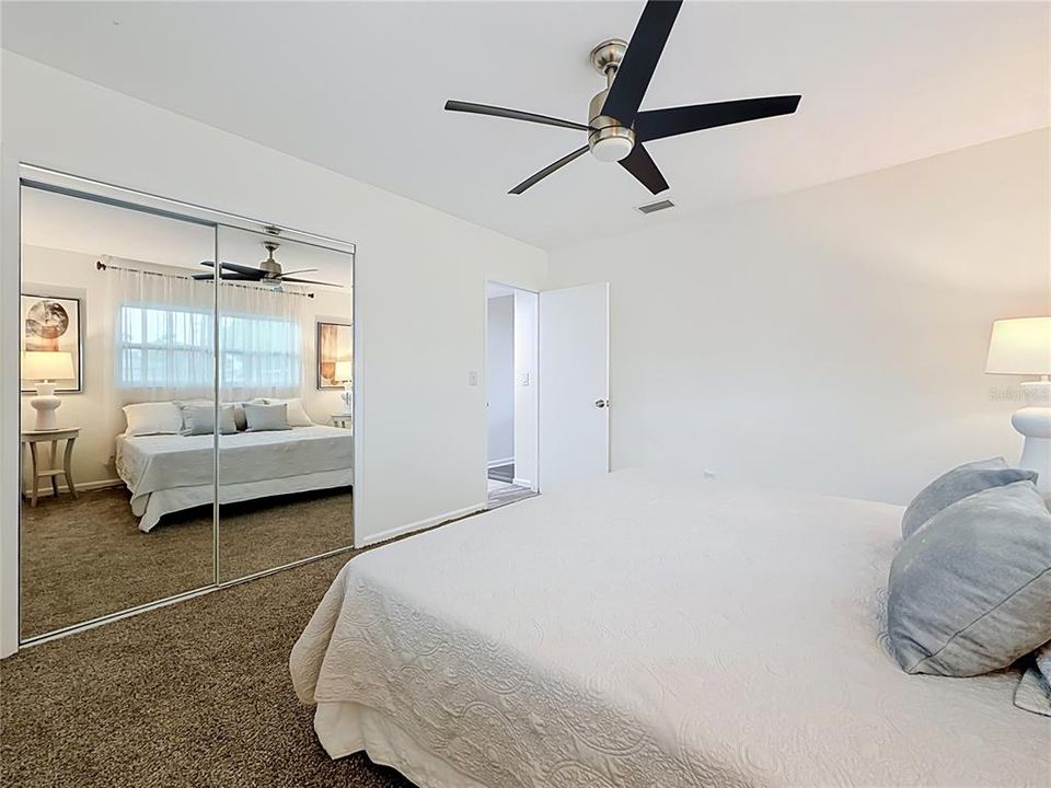 Activo con contrato: $275,000 (2 camas, 1 baños, 1182 Pies cuadrados)