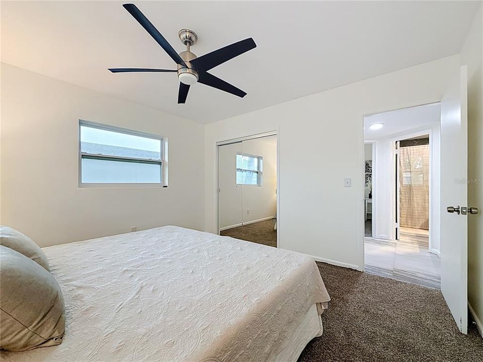 Activo con contrato: $275,000 (2 camas, 1 baños, 1182 Pies cuadrados)