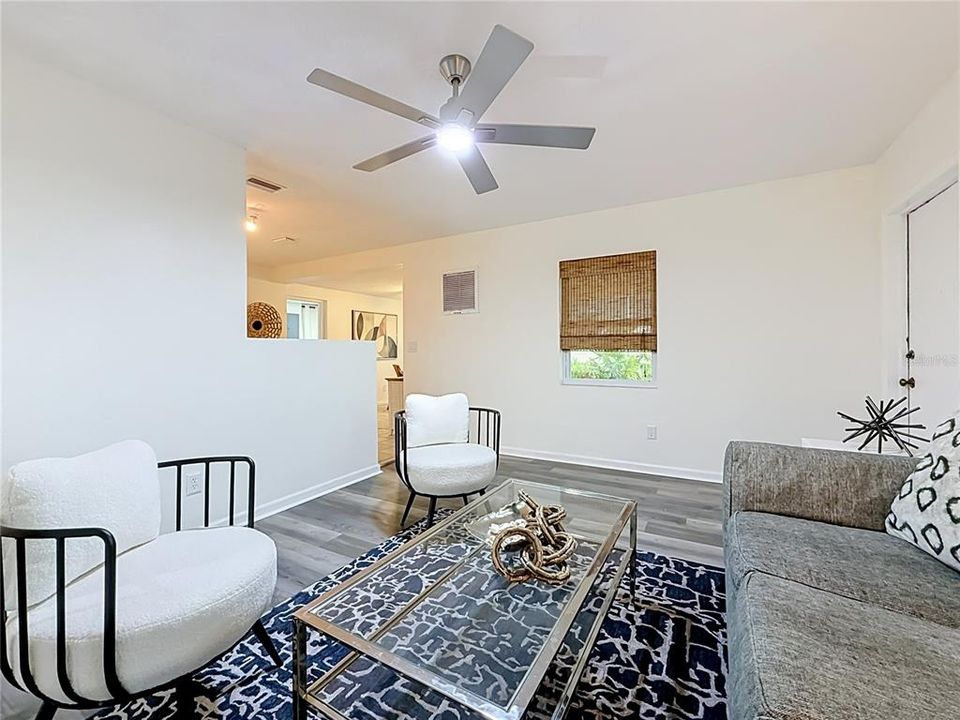 Activo con contrato: $275,000 (2 camas, 1 baños, 1182 Pies cuadrados)