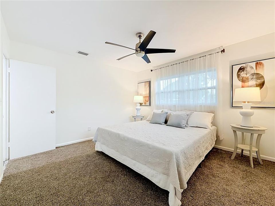 Activo con contrato: $275,000 (2 camas, 1 baños, 1182 Pies cuadrados)