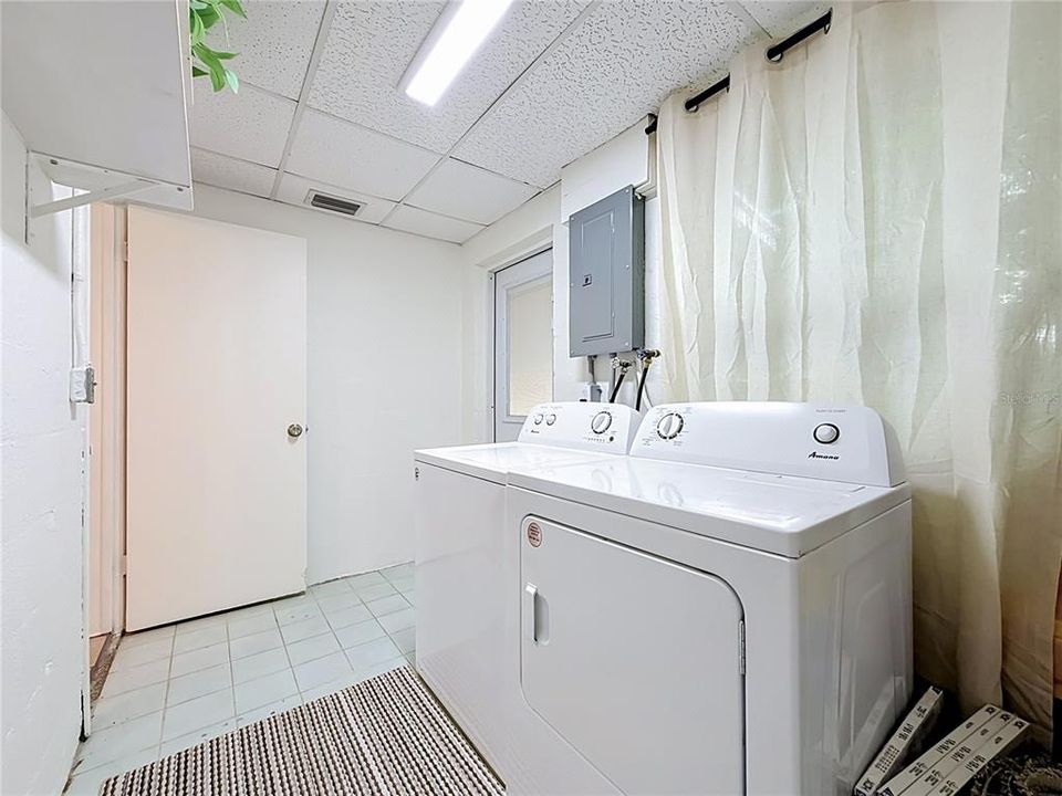Activo con contrato: $275,000 (2 camas, 1 baños, 1182 Pies cuadrados)