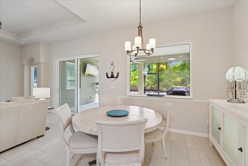 For Sale: $499,900 (4 beds, 2 baths, 1897 Square Feet)
