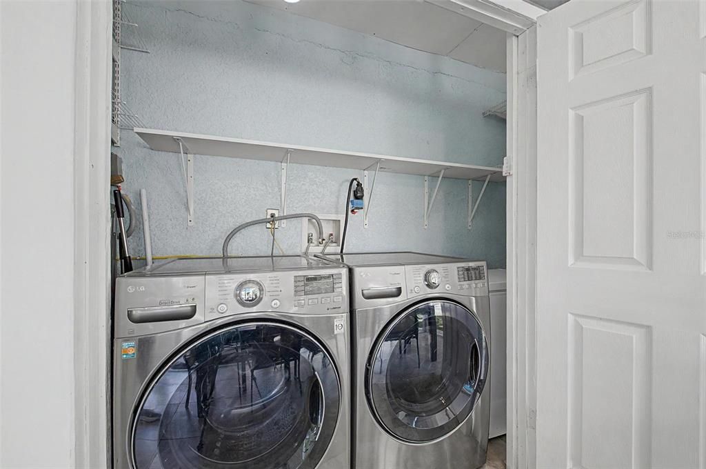For Sale: $479,500 (3 beds, 2 baths, 1200 Square Feet)