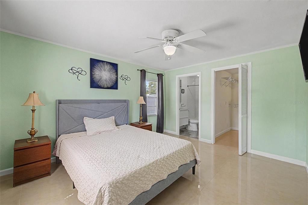 For Sale: $479,500 (3 beds, 2 baths, 1200 Square Feet)