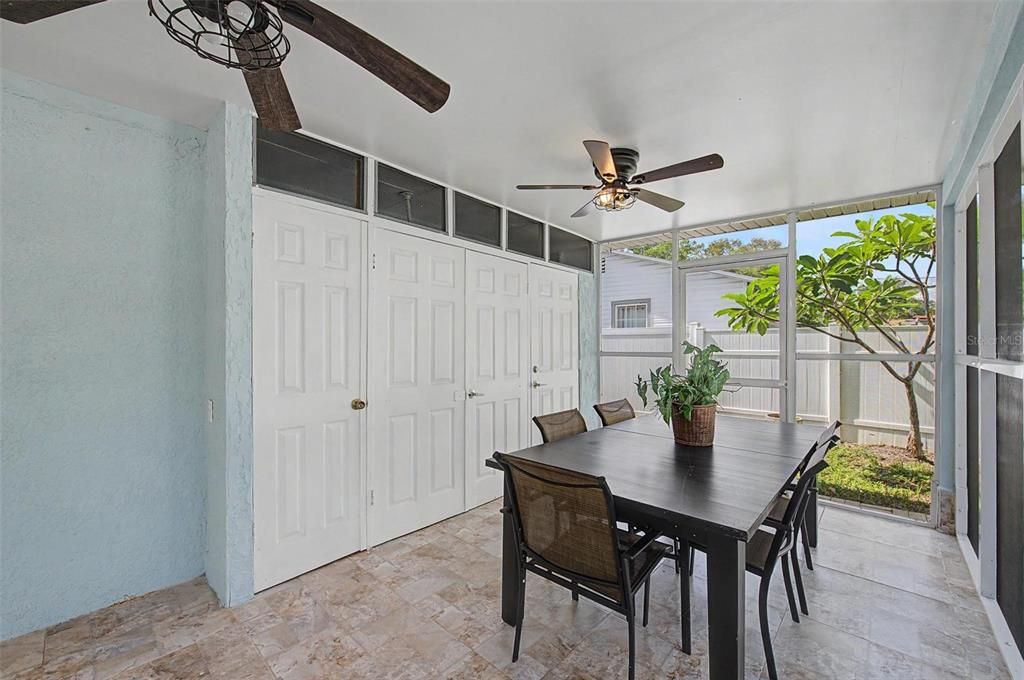 For Sale: $479,500 (3 beds, 2 baths, 1200 Square Feet)