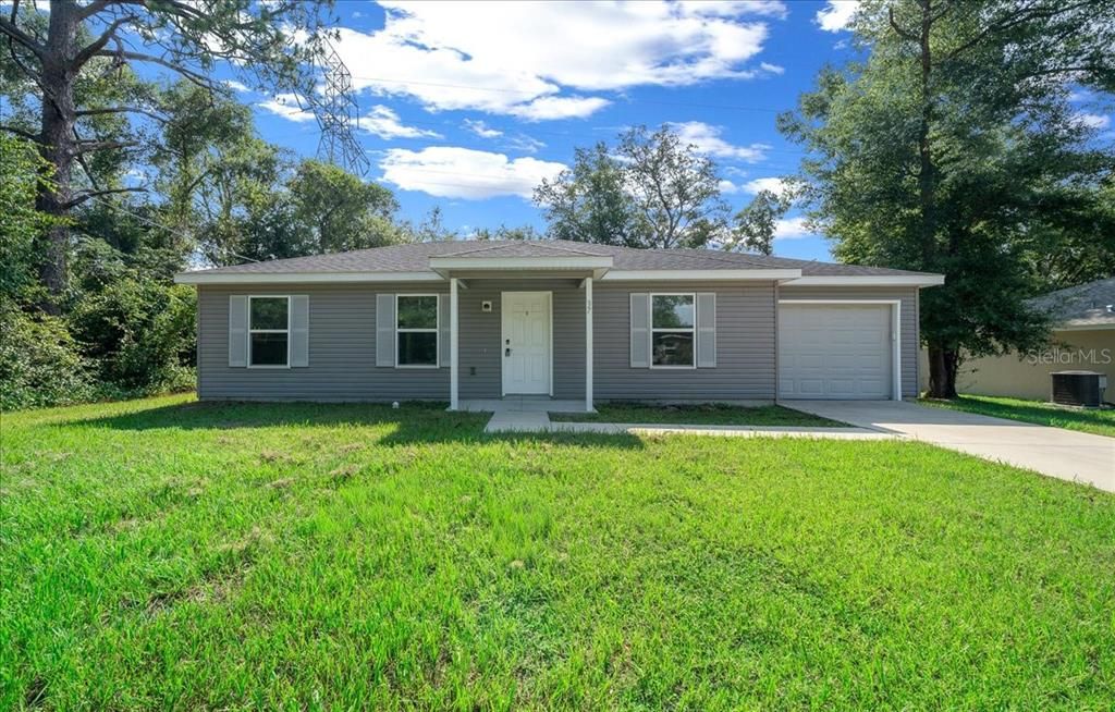 For Sale: $230,000 (3 beds, 2 baths, 1014 Square Feet)