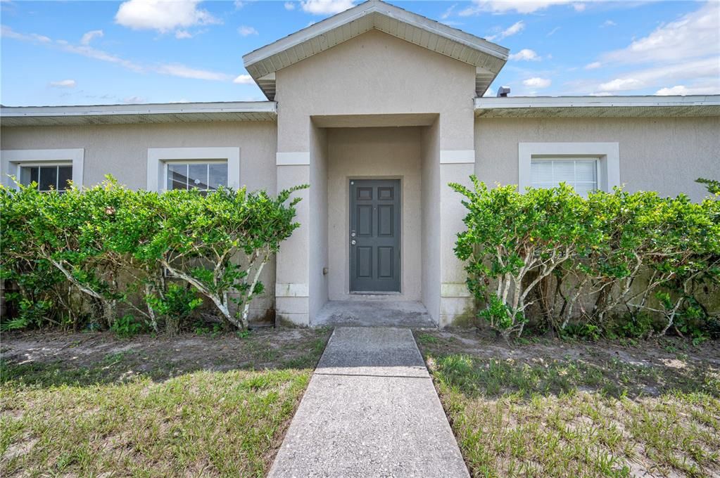 For Sale: $240,000 (3 beds, 2 baths, 1467 Square Feet)
