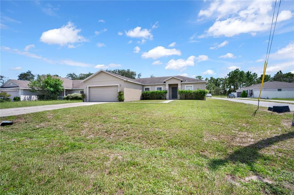 For Sale: $240,000 (3 beds, 2 baths, 1467 Square Feet)
