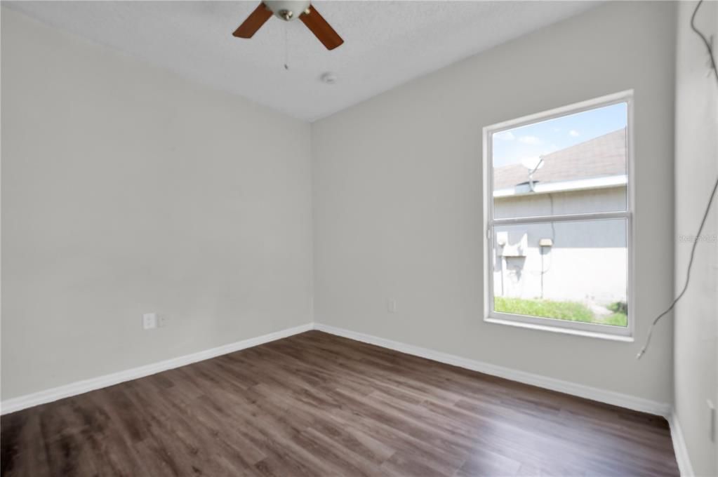 For Sale: $240,000 (3 beds, 2 baths, 1467 Square Feet)