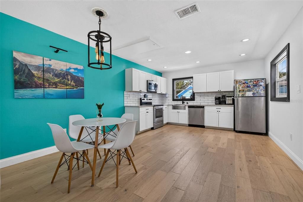 En Venta: $369,990 (2 camas, 1 baños, 981 Pies cuadrados)