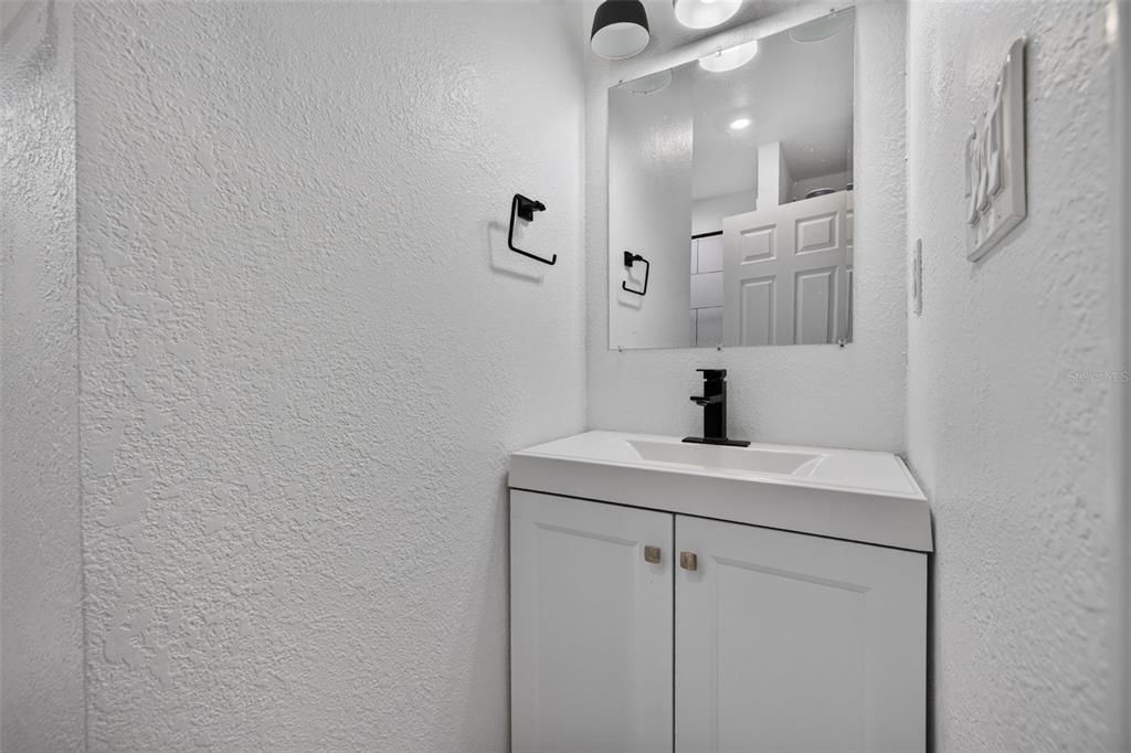 En Venta: $369,990 (2 camas, 1 baños, 981 Pies cuadrados)
