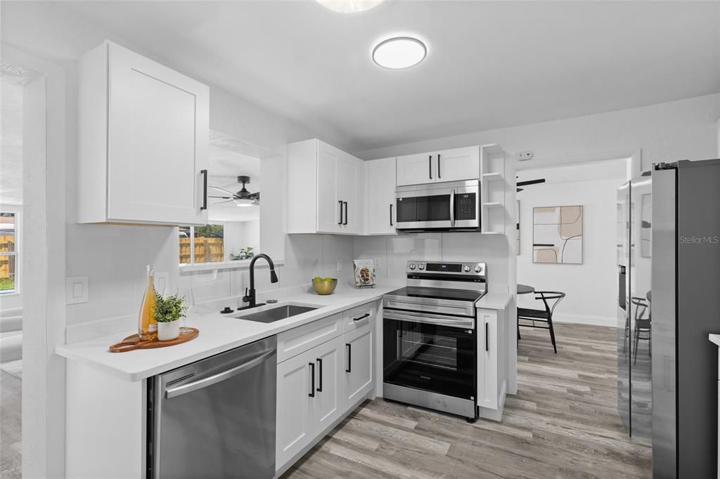 For Sale: $370,000 (4 beds, 2 baths, 1558 Square Feet)