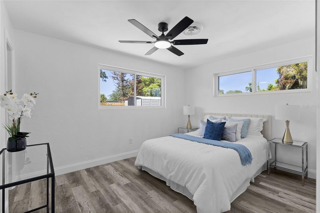 For Sale: $370,000 (4 beds, 2 baths, 1558 Square Feet)