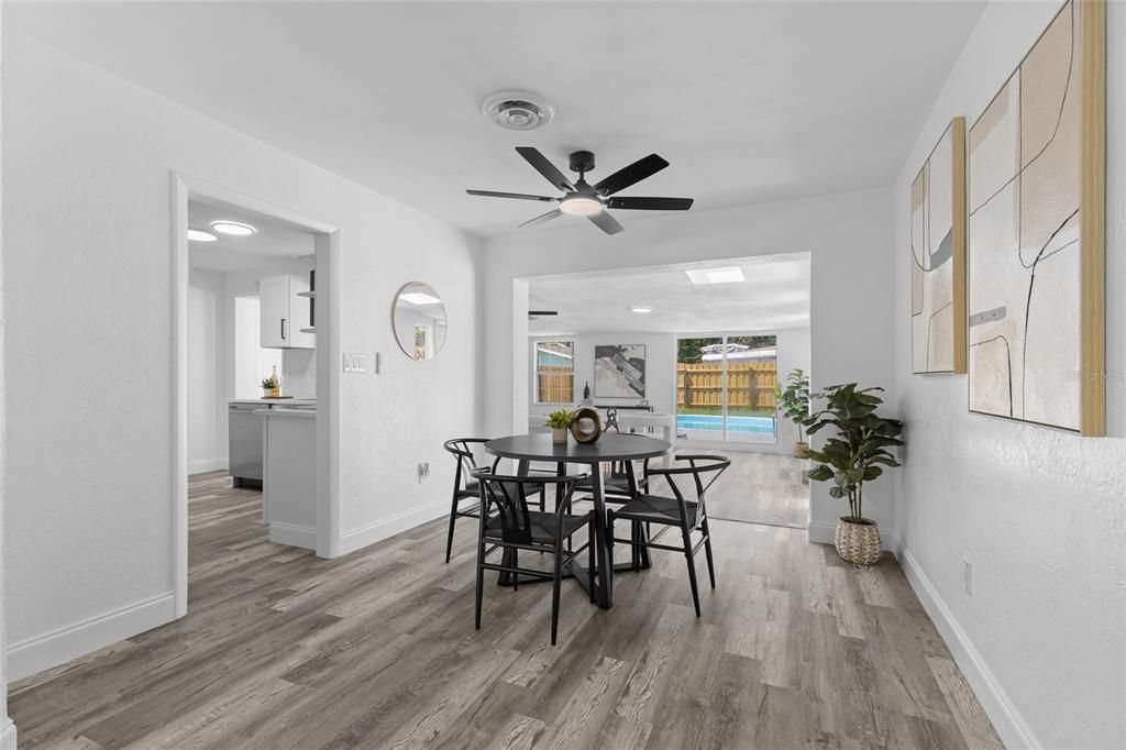 For Sale: $370,000 (4 beds, 2 baths, 1558 Square Feet)