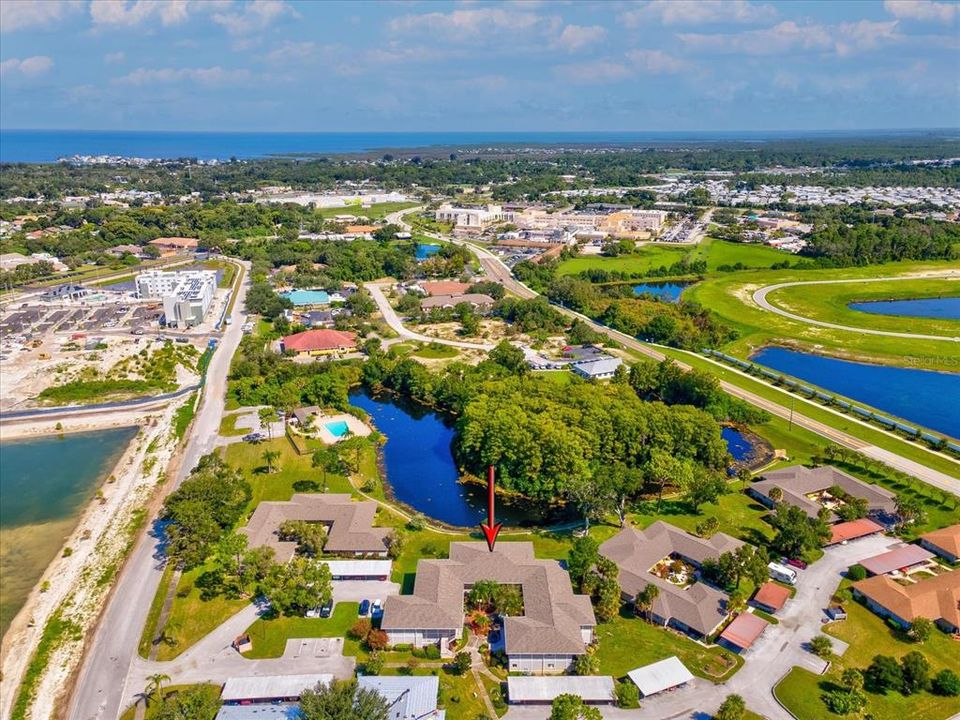 На продажу: $165,000 (2 спален, 2 ванн, 1332 Квадратных фут)