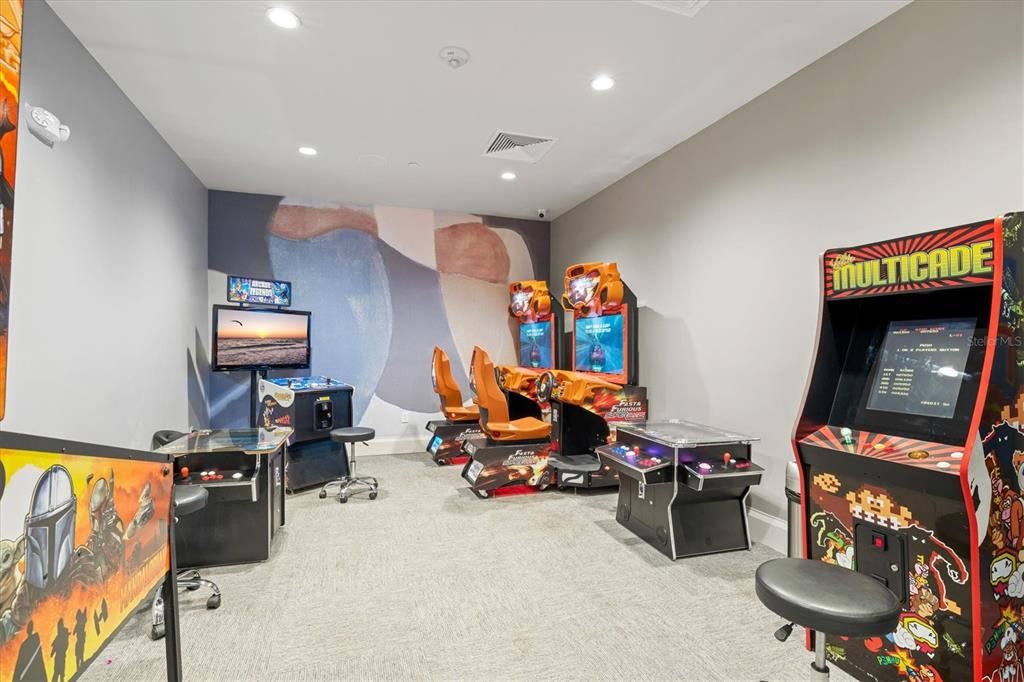 For Sale: $655,000 (3 beds, 3 baths, 2210 Square Feet)