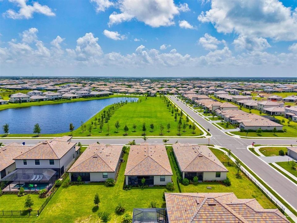 For Sale: $655,000 (3 beds, 3 baths, 2210 Square Feet)