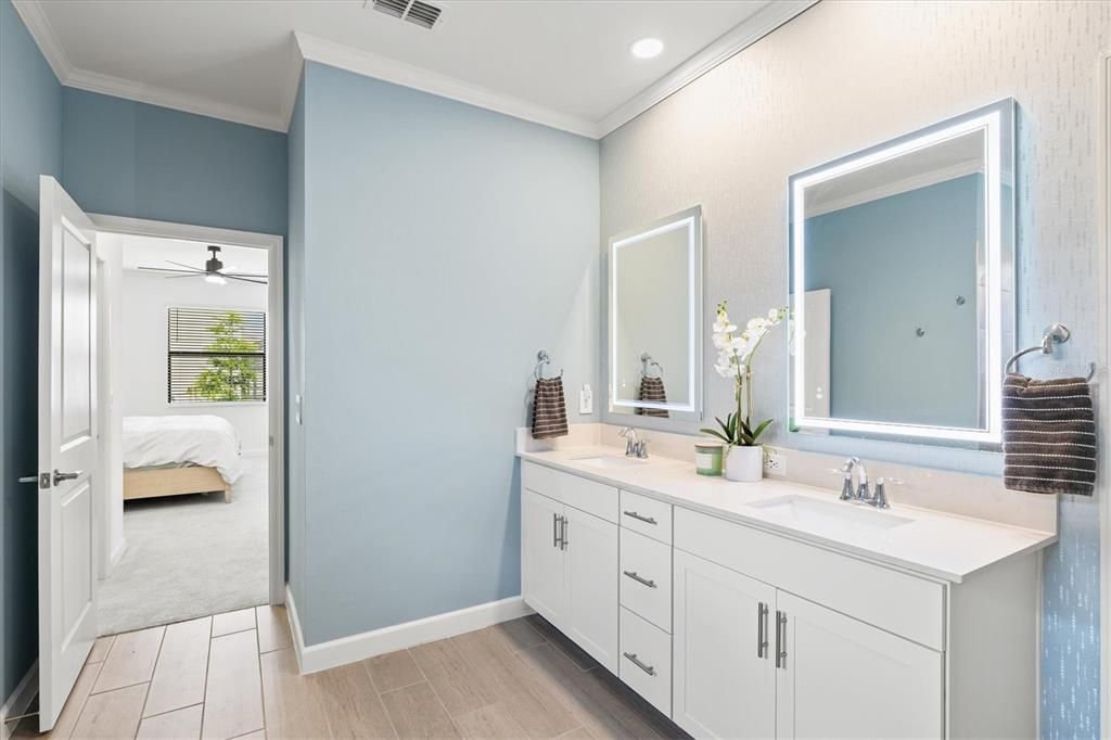 For Sale: $655,000 (3 beds, 3 baths, 2210 Square Feet)