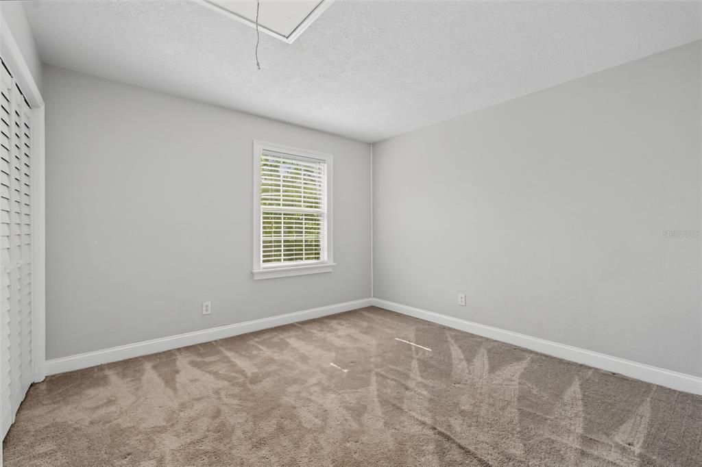 For Sale: $209,000 (2 beds, 1 baths, 1190 Square Feet)