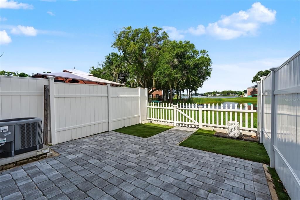 For Sale: $209,000 (2 beds, 1 baths, 1190 Square Feet)