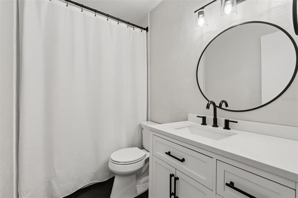 For Sale: $209,000 (2 beds, 1 baths, 1190 Square Feet)