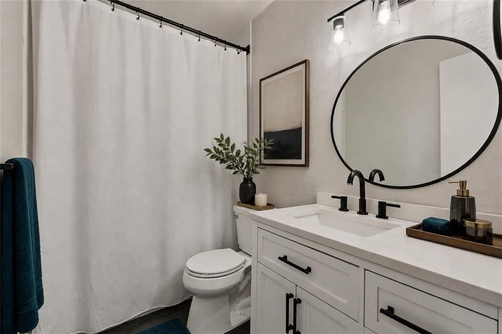For Sale: $209,000 (2 beds, 1 baths, 1190 Square Feet)