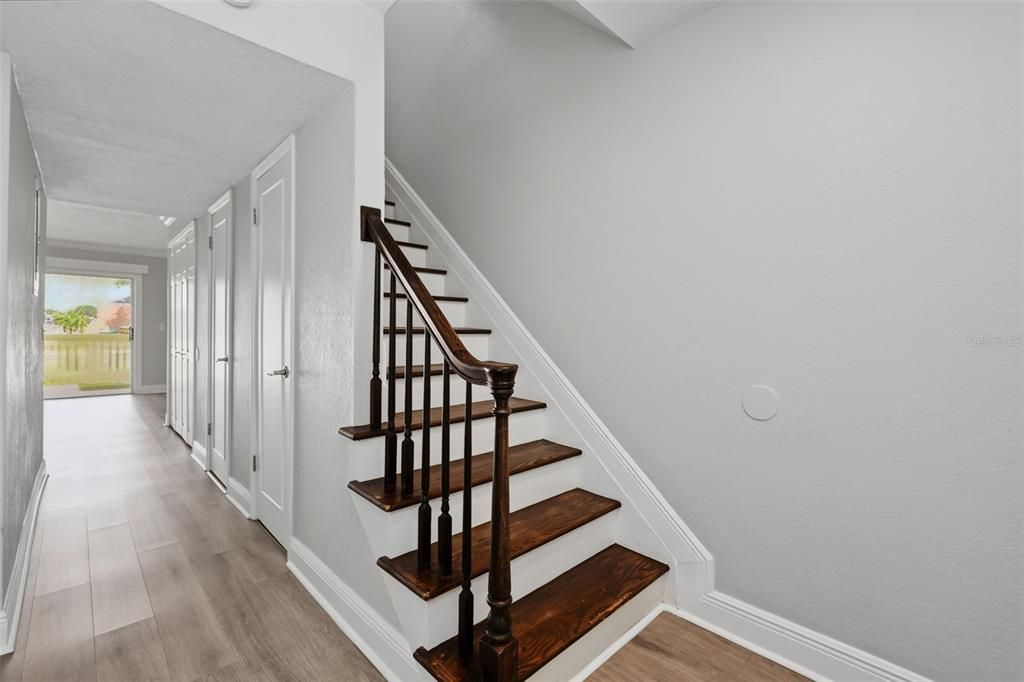 For Sale: $209,000 (2 beds, 1 baths, 1190 Square Feet)