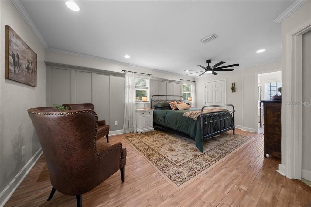 For Sale: $424,999 (3 beds, 2 baths, 1883 Square Feet)