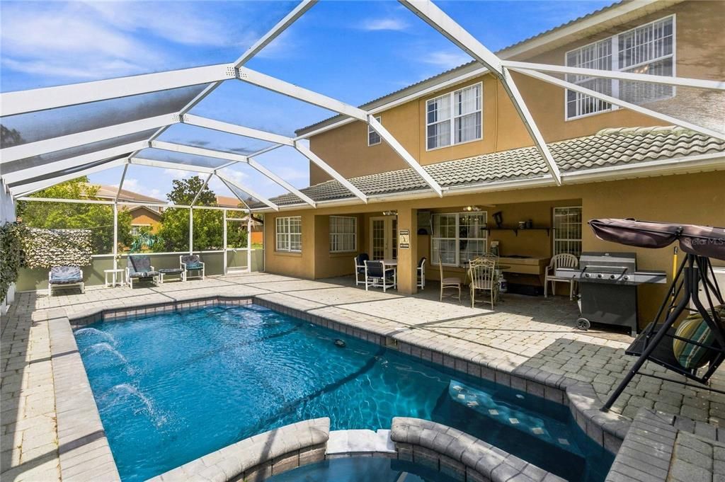 For Sale: $485,000 (5 beds, 7 baths, 3032 Square Feet)
