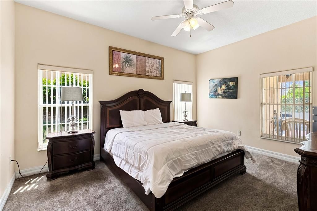 For Sale: $485,000 (5 beds, 7 baths, 3032 Square Feet)